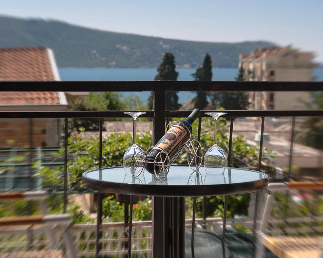 Апартаменты Apartments Lena Херцег-Нови-7