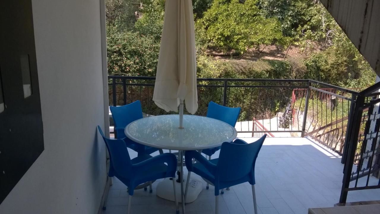 Апартаменты Apartments Lena Херцег-Нови-10