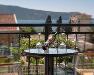 Апартаменты Apartments Lena Херцег-Нови Апартаменты с террасой и видом на море-21