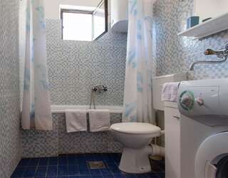 Апартаменты Apartments Lena Херцег-Нови Апартаменты с террасой и видом на море-3